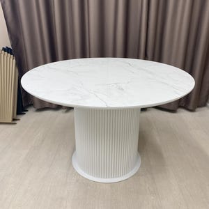 Expandable Round Dining Table: Fluted Base, Modern Scandinavian Design