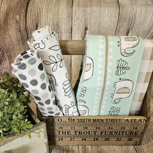 Spucktuch-Set, Baby-Dusche-Geschenk, Baby Safari Tiere, Unisex Baby Geschenk, Neugeborenen Geschenk, Mintgrün Baumwolle Flanell Spucktücher