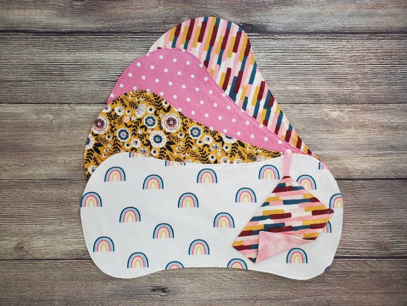 Rainbow Burp Cloth Set, Boho Rainbow, Baby Girl Shower Gift, Burp Cloth Set, Burp Rags, Baby Burp Cloths, Baby Sprinkle Gift, Baby Feeding Crinkle Square Set