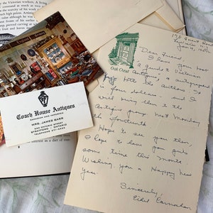 Signed Copy of Book: A Guide to Victorian Antiques by Raymond F and Marguerite W Yates with Original Owner&#39;s Handwritten Note