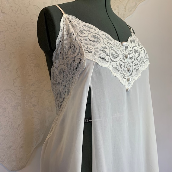 Peignoir Sheer Lace Nightgown and Capelet Robe Linger… - Gem
