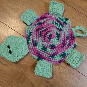 Turtle Hot Pad, Crocheted Spring Colors Pot Holder, Gift for Teacher, Fun Kitchen Accessory, Present for Friend, Easter Decoration