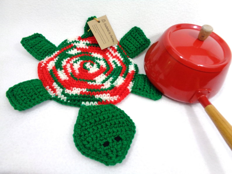 Turtle Hot Pad Crocheted Christmas Colors Pot Holder, Gift for Teacher, Fun Kitchen Accessory, Present for Friend, Christmas Decoration image 1