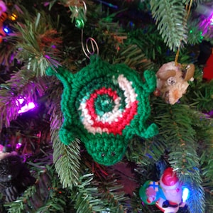 Crochet Turtle Christmas Ornament: Child&#39;s First Ornament