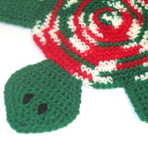 Turtle Hot Pad Crocheted Christmas Colors Pot Holder, Gift for Teacher, Fun Kitchen Accessory, Present for Friend, Christmas Decoration image 5