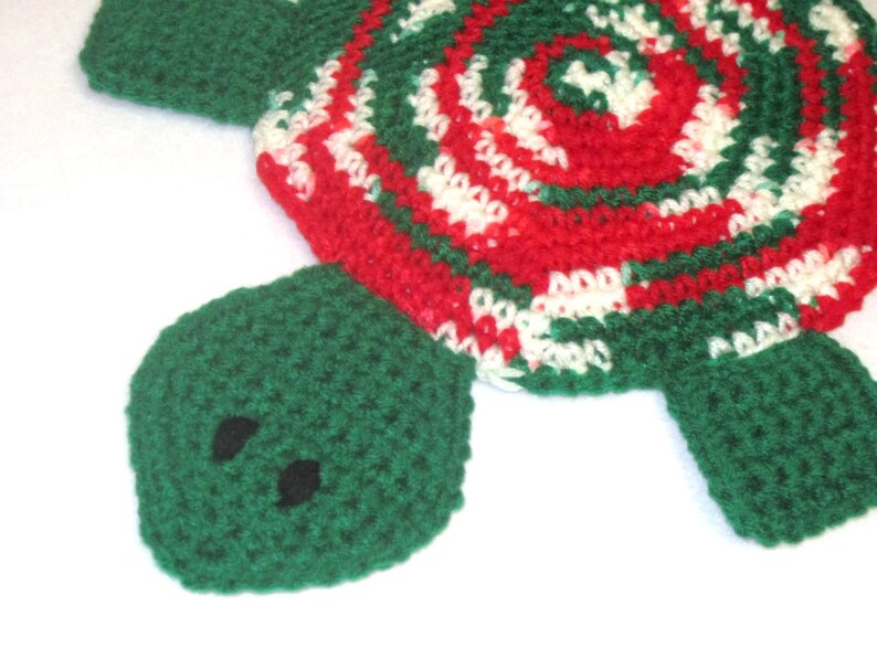 Turtle Hot Pad Crocheted Christmas Colors Pot Holder, Gift for Teacher, Fun Kitchen Accessory, Present for Friend, Christmas Decoration image 5