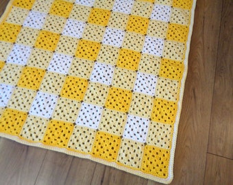 Crochet Yellow and White Baby Blanket, Gingham Granny Square Afghan, Yellow Gingham Baby Afghan, Neutral Baby Blanket by Charlene