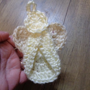 Crochet Christmas Angel Ornament: Gold Wing Decoration