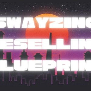 Könnte beinhalten: Digitalgrafik mit dem Text "SWAYZINO RESELLING BLUEPRINT" in Weiß, überlagert mit einer Stadtsilhouette und einem lila-orangenen Sonnenuntergang. Das Design hat eine Retro-Neon-Ästhetik.