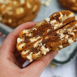 RECIPES- Gingerbread NYC Cookies Recipe | NYC Style Thick Stuffed Cookies | Gourmet Cookie Recipe | Bakery Style Baking