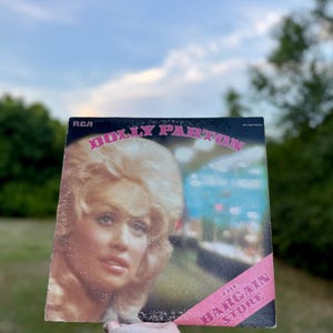 Vintage Vinyl Record, Dolly Parton, The Bargain Store, Year 1975 RCA Records