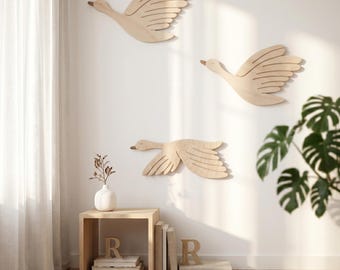 Decorazioni murali in legno a forma di oche volanti - Set di 3 uccellini minimalisti in compensato, ideali per la cameretta dei bambini in stile scandinavo.