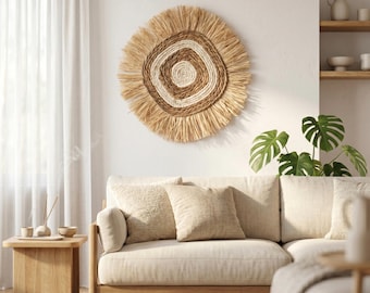 Grande arazzo in stile boho intrecciato in rafia naturale e iuta per decorare la casa.
