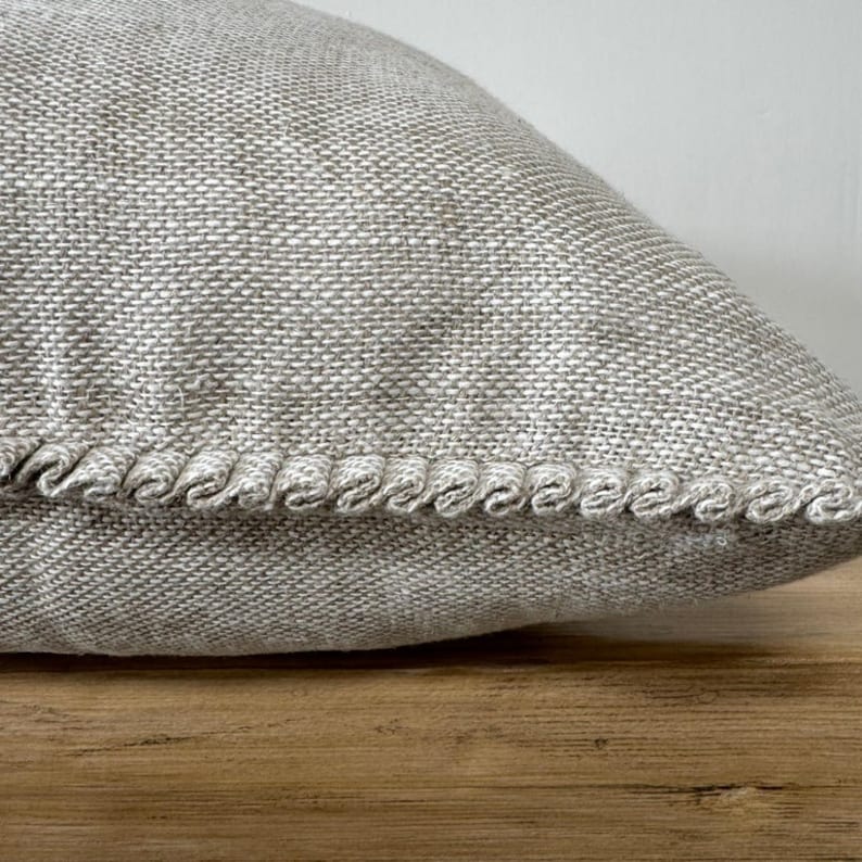 BloomHomeInc Linen Pillows - Thumbnail 2