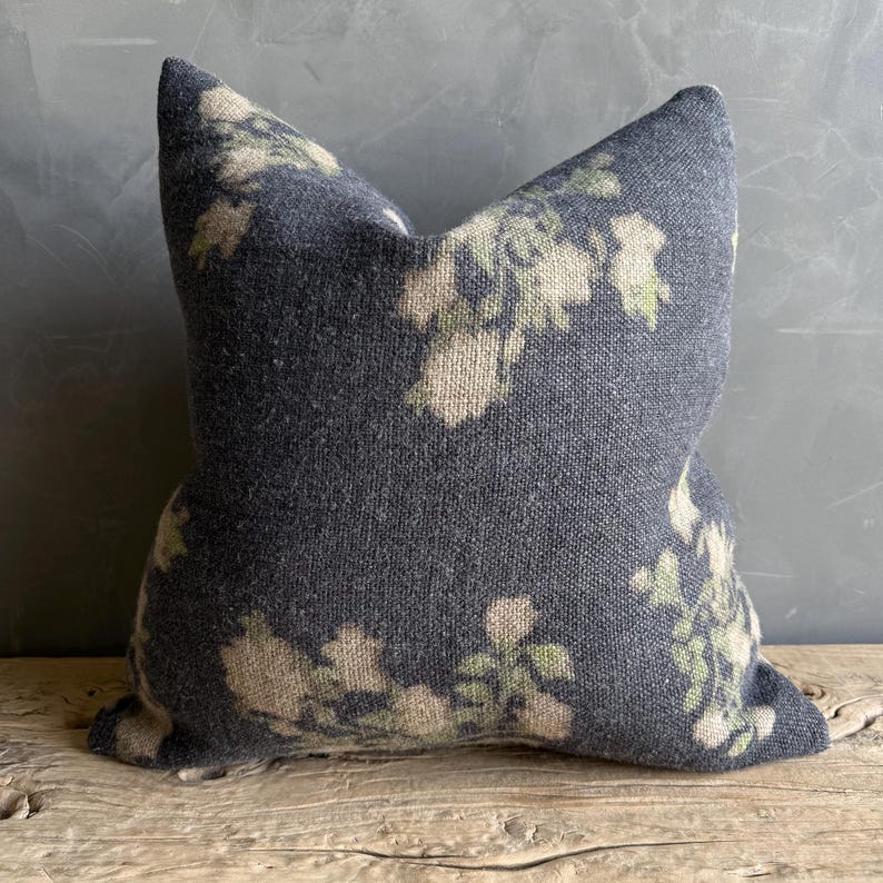 BloomHomeInc Wabi Sabi French Linen Accent Pillow - Thumbnail 2