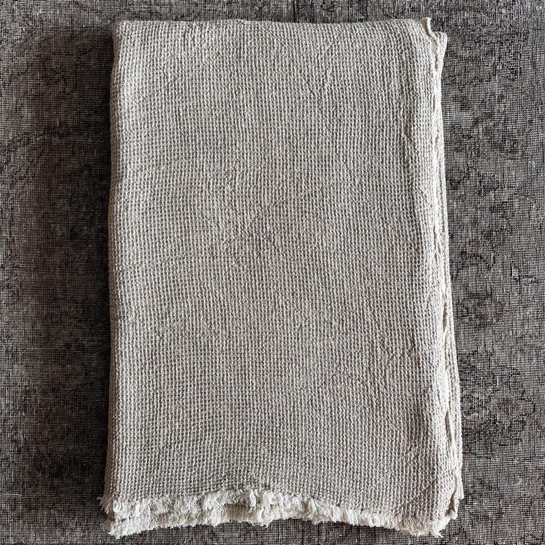 BloomHomeInc Vera Waffle Blanket - Thumbnail 3
