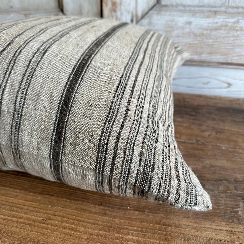 BloomHomeInc Linen Pillow - Thumbnail 2