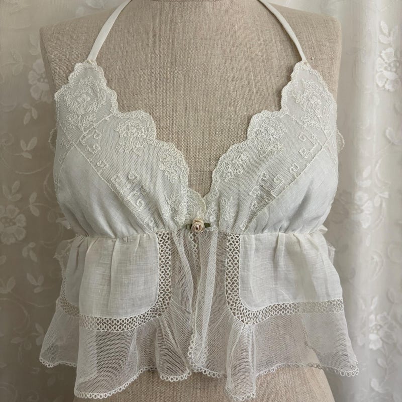 Ladies Cropped Lace Top main image 0