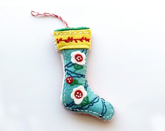 Felt Embroidered Stocking PDF - Handmade Christmas Ornament Pattern - Hand Sewn Holiday Decor - DIY Holiday Gift Sewing Pattern + SVG File