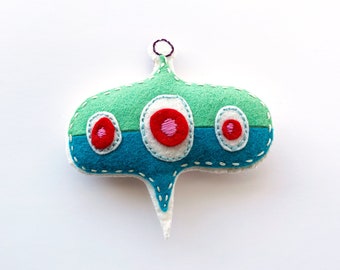 Retro Stitched Felt Ornament Pattern | DIY Holiday Decor (PDF + SVG)