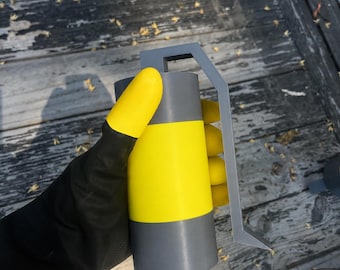Team Fortress 2: Pyro BLU Team Smoke grenade prop