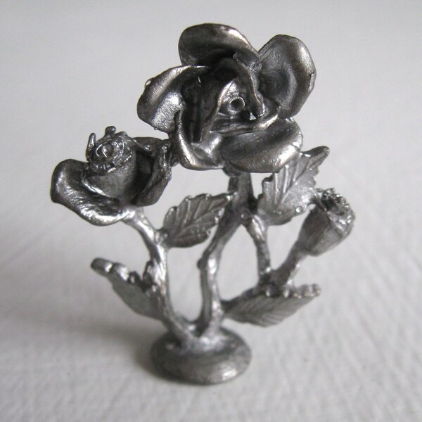 Four Steel Colored Pewter Finial Rose Garden Pieces