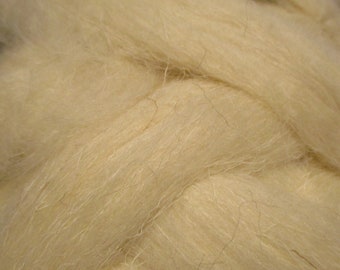 SALE! Scottish Wool Natural Cream, Gray or Black Dyed Sliver Lovely Spinning & Felting Fiber Fiber SUPERFAST SHIPPING!