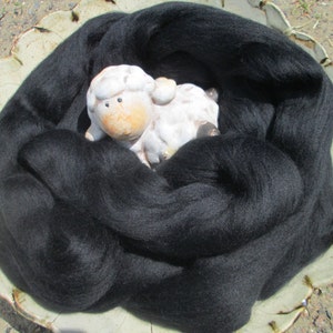 Stunning Deep Black 19 Micron Superfine Merino Top Spinning Felting SUPER FAST SHIPPING image 3