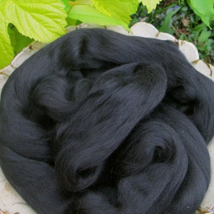 Stunning Deep Black 19 Micron Superfine Merino Top Spinning Felting SUPER FAST SHIPPING image 2