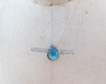 Labradorite Focal Necklace // Labradorite Pendant // Layering Gemstone // Gemstone Necklace // Galaxy Gemstone