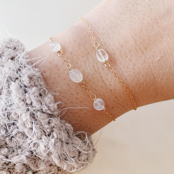 Dainty Chain Bracelet // Quartz Bracelet // Gold Chain Bracelet // Bridesmaid Gift // Wedding Jewelry // Stackable Bracelet / Quartz Jewelry