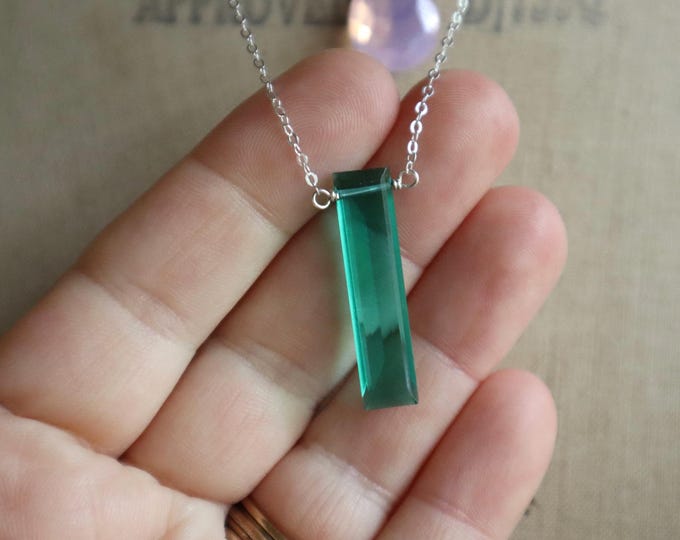 Faceted Emerald Glass Necklace