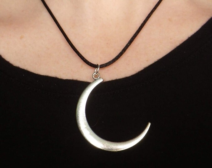 Moonchild Moon necklace, black vegan choker