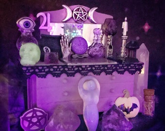 Witch Altar table, Miniature Spirit board Palm reader, Pastel Purple Pentacle mini curio