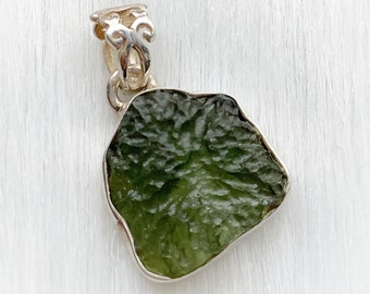 Moldavite Pendant, genuine Czech Tektite stone, sterling silver (S)