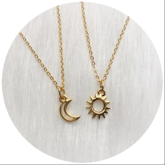 Full Moon Necklace (18K Gold Plated, Hypoallergenic and Anti-Tarnish) –  Dorada Jewellery