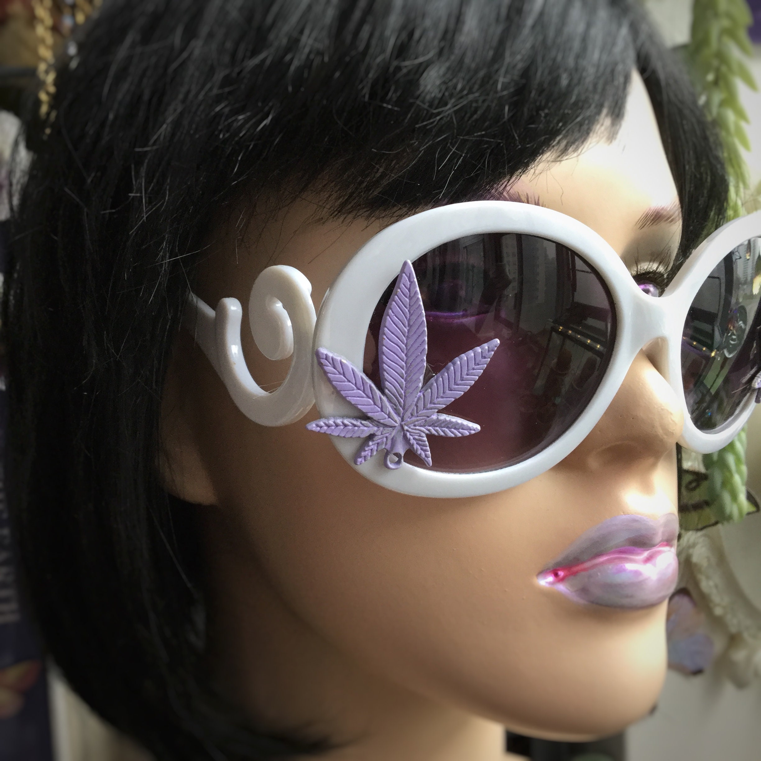Weed Leaf Sunglasses, Cannabis leaf 420 eyewear