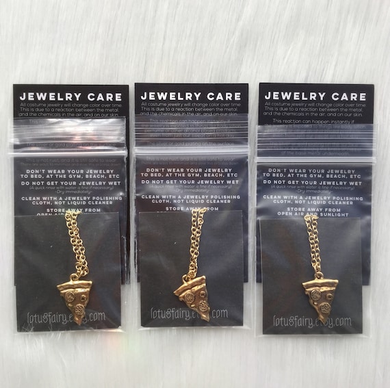 One Single Gold Pizza Charm Keyring UK SELLER