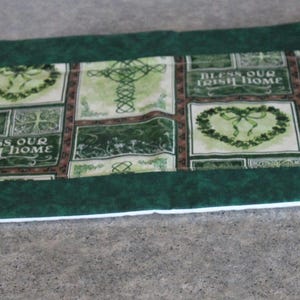 Green St. Patrick&#39;s Shamrocks 24 X 12 Table Runner Topper