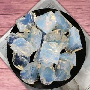 100g Natural Raw Opal Stones – Quartz Crystal, Healing Gemstones, Mineral Specimens for Collecting & Home Decor
