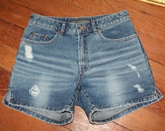 VENTA-Perfecto Vintage de cintura alta Jean Shorts- Tamaño 30" Cintura