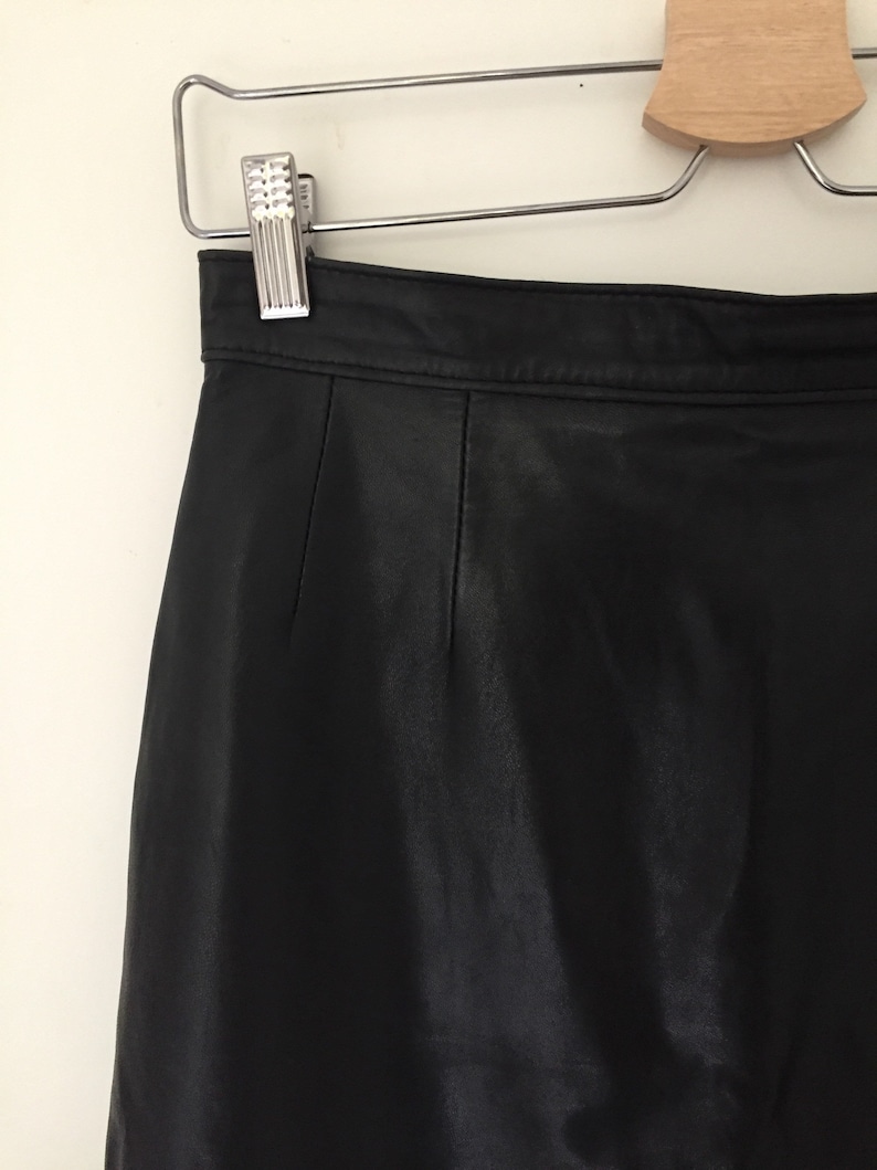 Size 26 Waist Fab Vintage Black Lambskin Knee Length Pencil Skirt