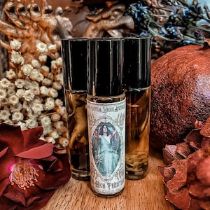 High Priestess Perfume Oil / Empowerment // Feminine Awakening Oil // Organic Perfumery //