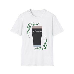 St. Patrick's Day-T-shirt met Guinness Pint en Shamrock Design - Slainte! White