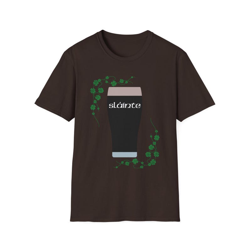 St. Patrick's Day-T-shirt met Guinness Pint en Shamrock Design - Slainte! Dark Chocolate