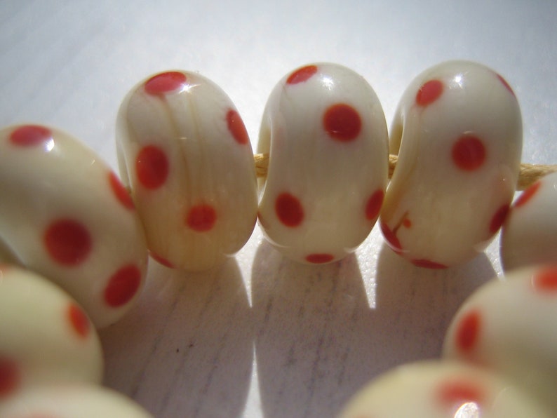 SRA Coral and Ivory Polkas Lampwork Beads UK Seller
