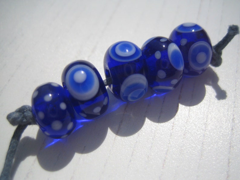 Bundle of 24 Blue and Ivory Lampwork Glass Beads UK Lampwork SRA UK Seller