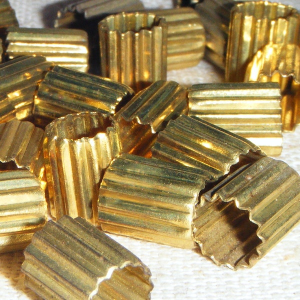 VINTAGE BRASS Corrugated Tube Beads 9mm (12) Retro, Steampunk, Industrial