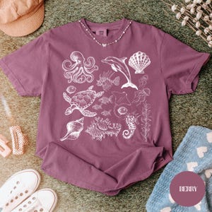Vintage 90s Tattoo Sea Animal Tshirt, Retro Ocean Nature Shirt, Sealife, Ocean, Sealife Tshirt, Retro Design Shirt, Ocean Unisex Tshirt