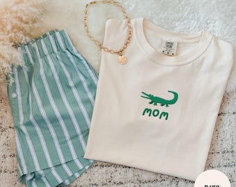 Custom Crocodile Shirt, Gator Mama Dada or Other Word Embroidery, Alligator Lover Shirt, Comfort Colors Shirts and Gildan 18000 Sweatshirts